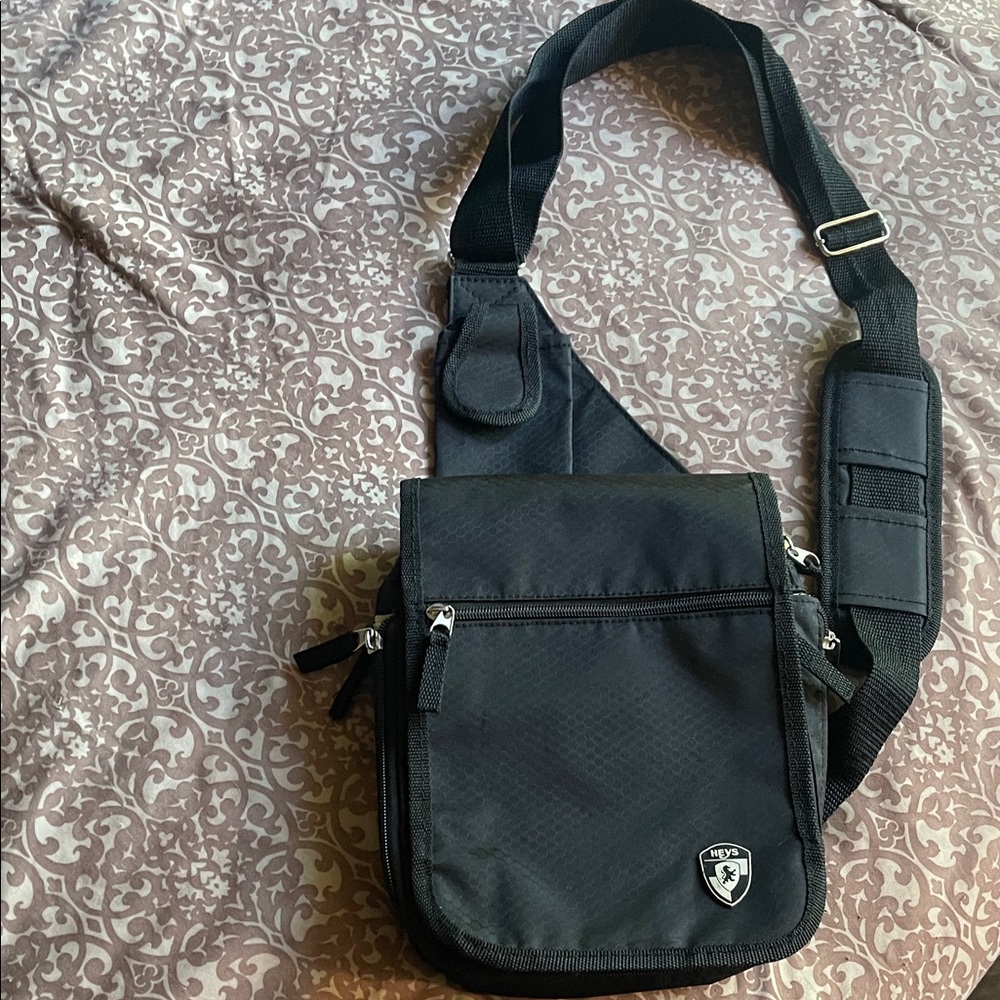 Stylish Black Messenger Bag by Heys